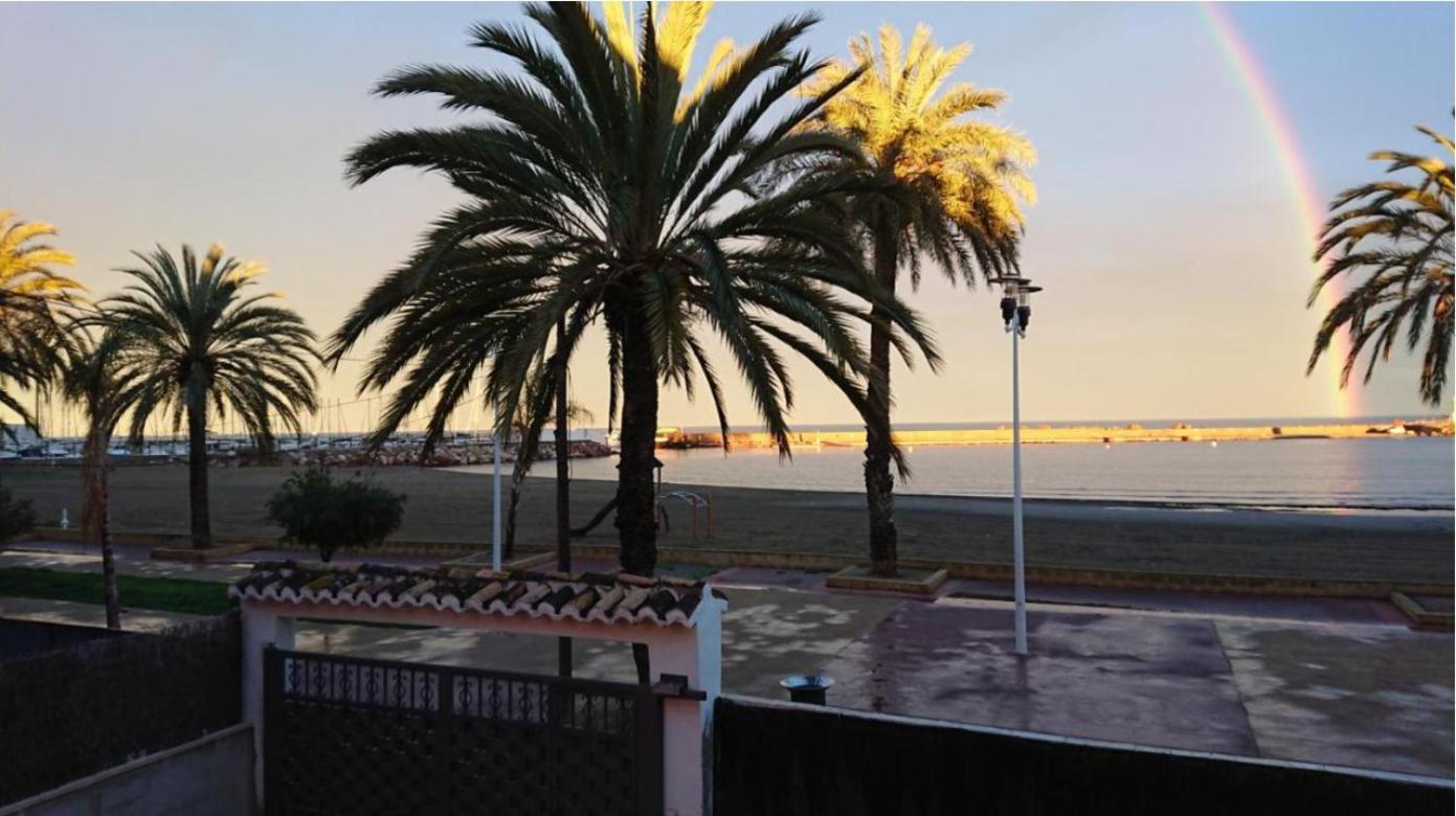Beachfront Vila Βαλένθια Εξωτερικό φωτογραφία