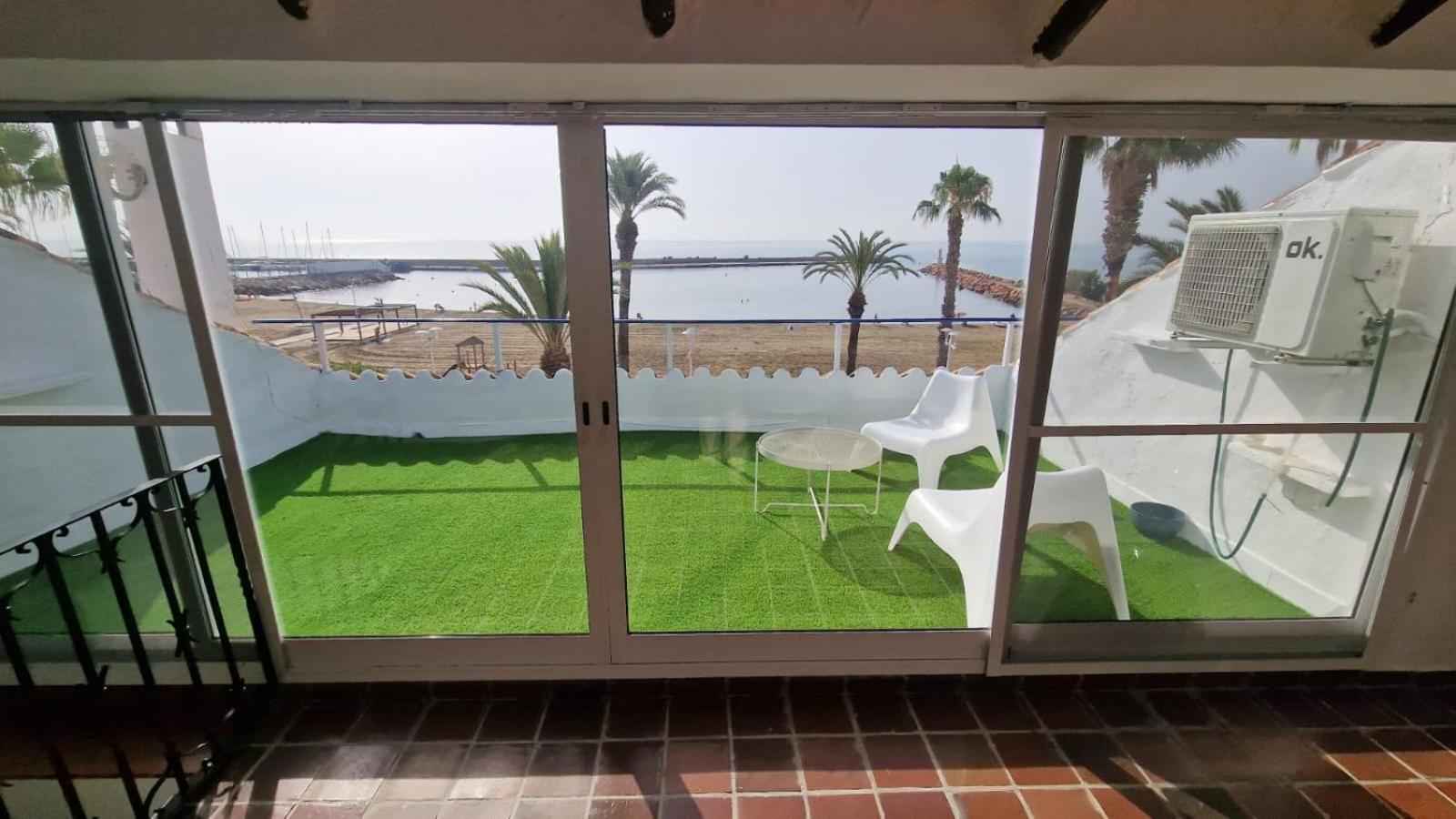 Beachfront Vila Βαλένθια Εξωτερικό φωτογραφία