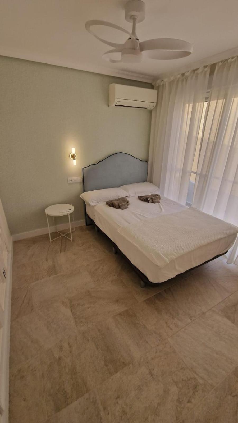 Beachfront Vila Βαλένθια Εξωτερικό φωτογραφία