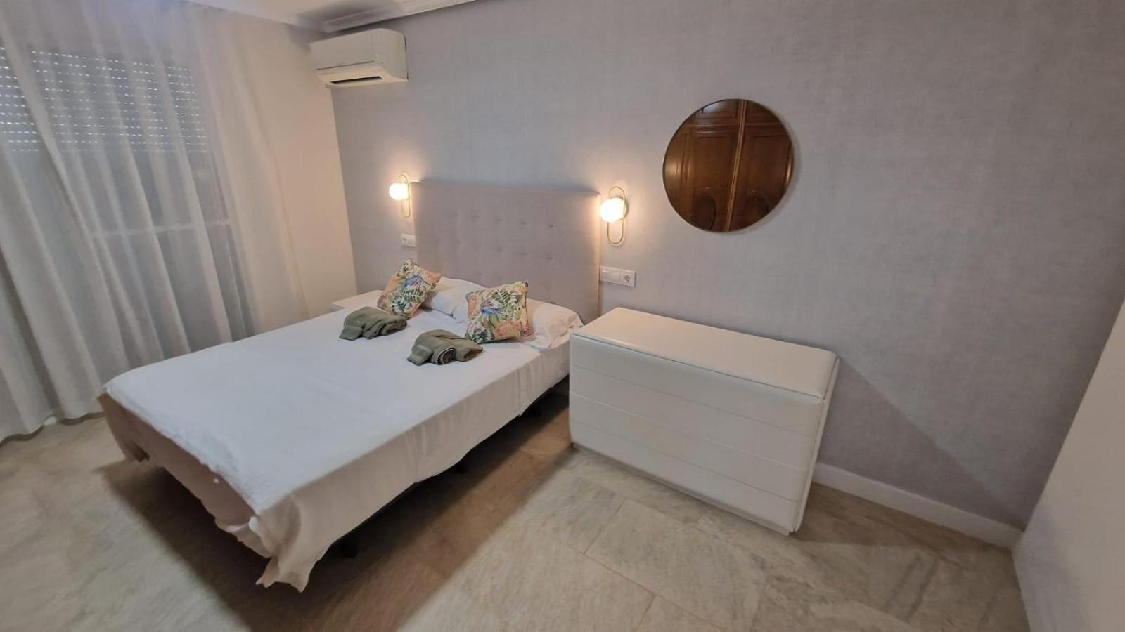 Beachfront Vila Βαλένθια Εξωτερικό φωτογραφία