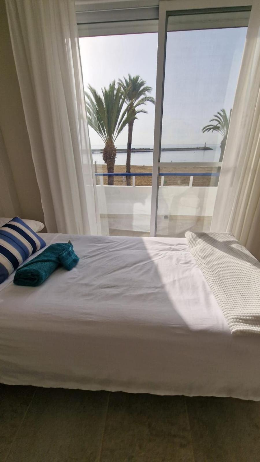 Beachfront Vila Βαλένθια Εξωτερικό φωτογραφία